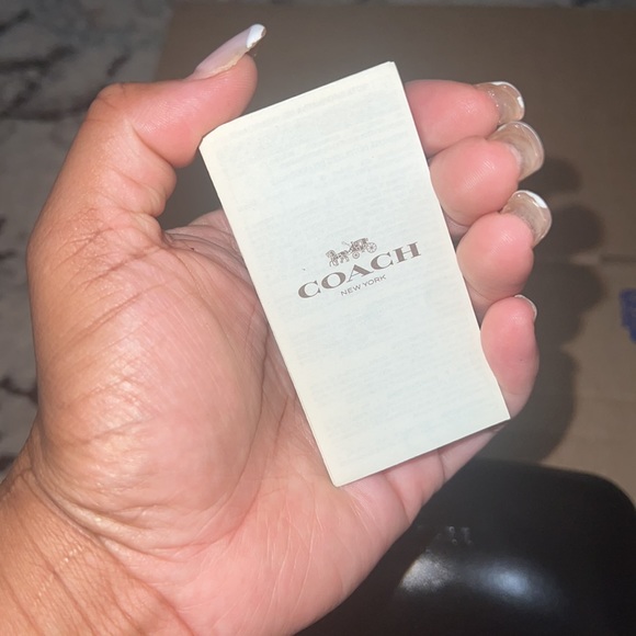 Coach Shades - Picture 4 of 6